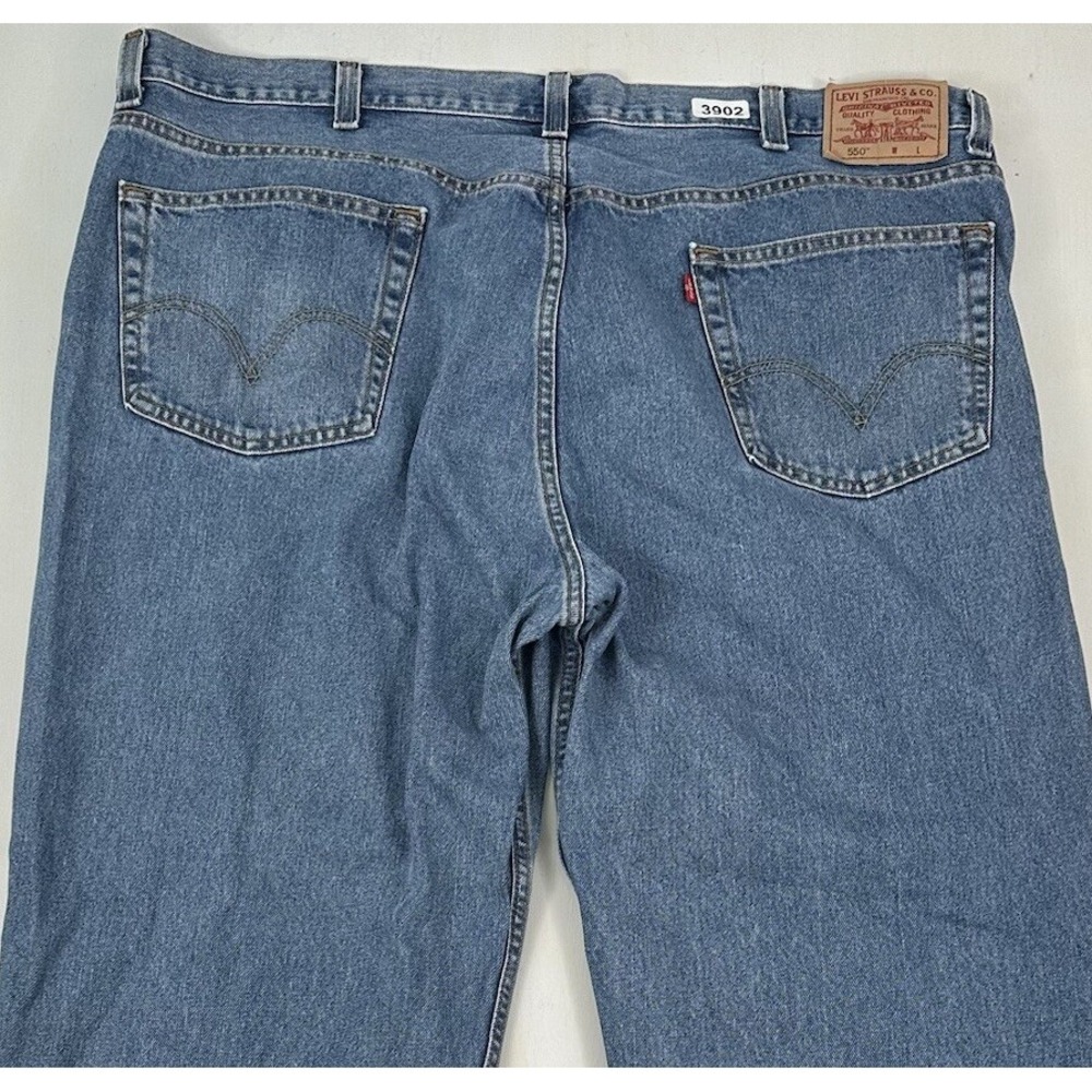 VTG Levi's 550 Relaxed Straight Jeans Mens 46 x 32 Blue Denim 100% Cotton‎ Y2K